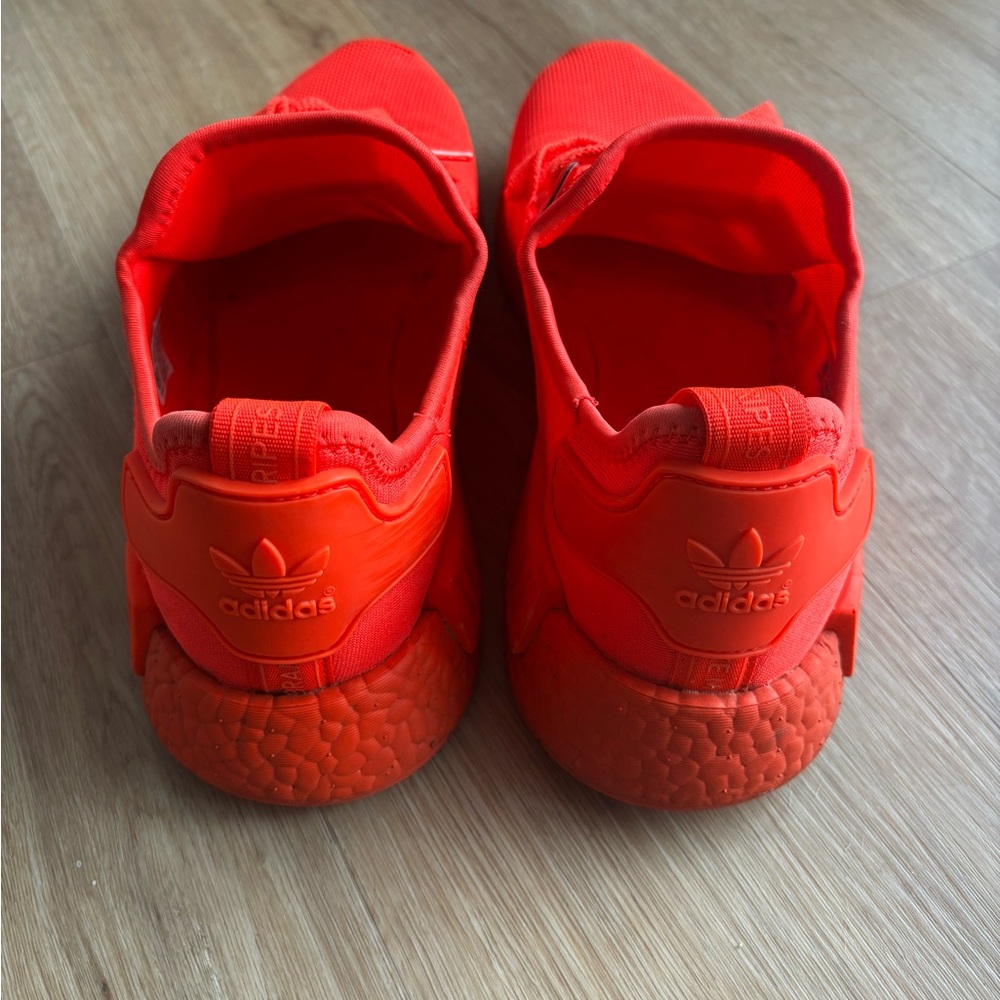 Adidas NMD R1 - Picture 2 of 3
